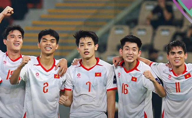Tiếp cận trò chơi mới và độc quyền